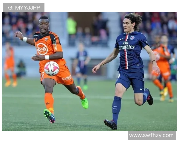 亚眠与里昂激战正酣比分悬念迭起引发球迷热议